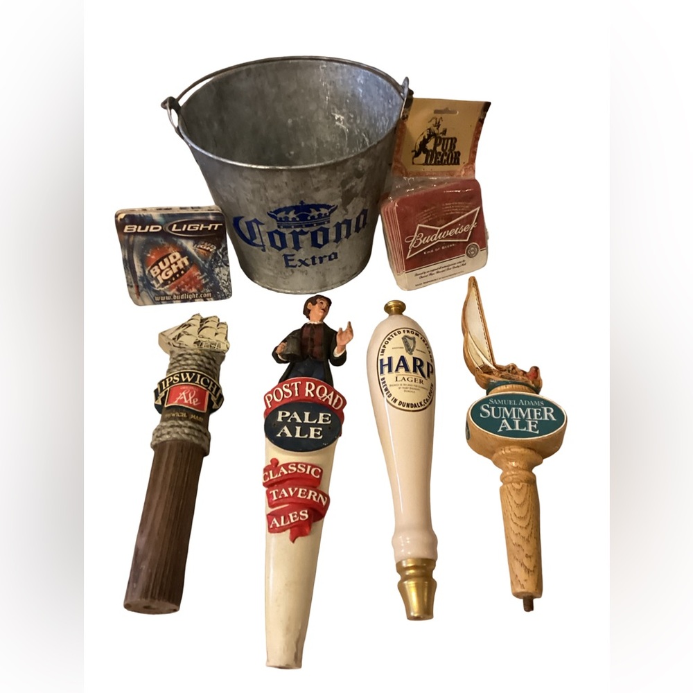 🚨Sale🚨 Beer Tap Lot with Bucket & Coasters